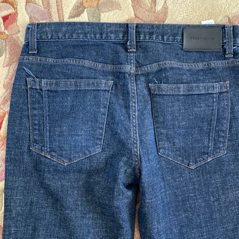 Perry Ellis SLIM FIT MEDIUM WASH DENIM JEANS - Picture 5 of 10